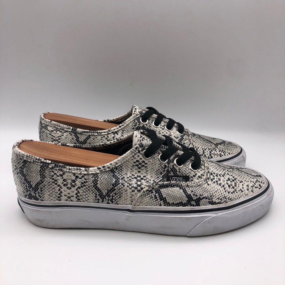 Vans Unisex Tcho Skate Shoes Gray Snakeskin